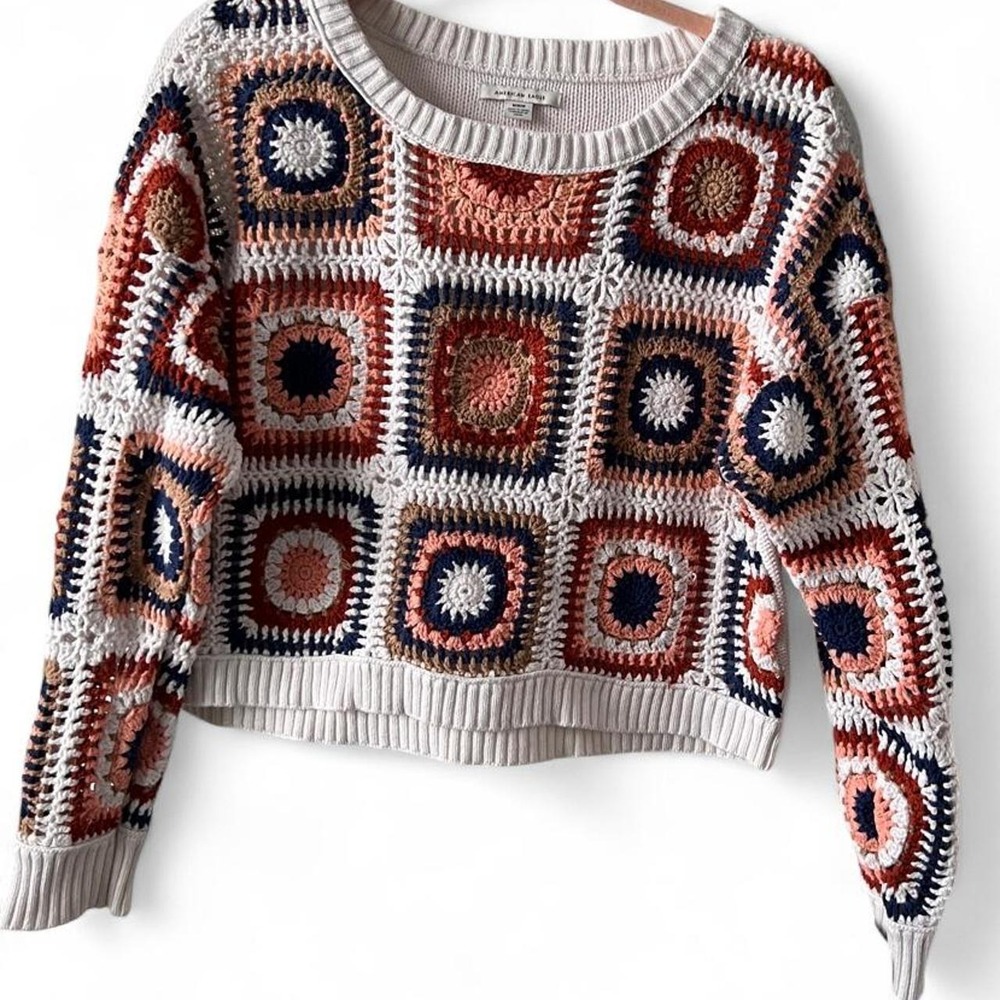 American Eagle Cropped Crochet Granny Square Sweater Cotton Women's Medium